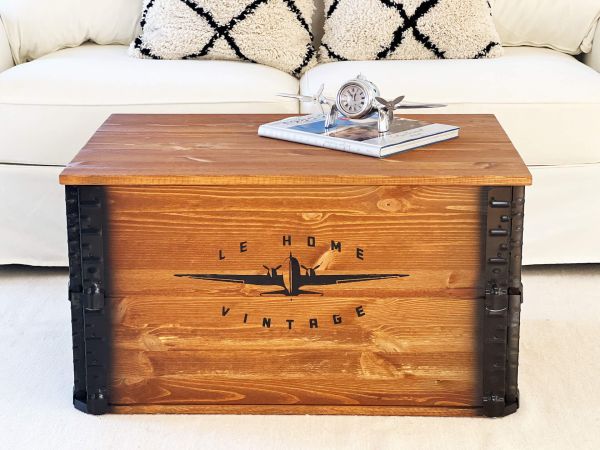 Holztruhe "Le Home" handgefertigter Vintage-Look aus Kiefer